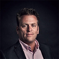 Photo of Derek Smith